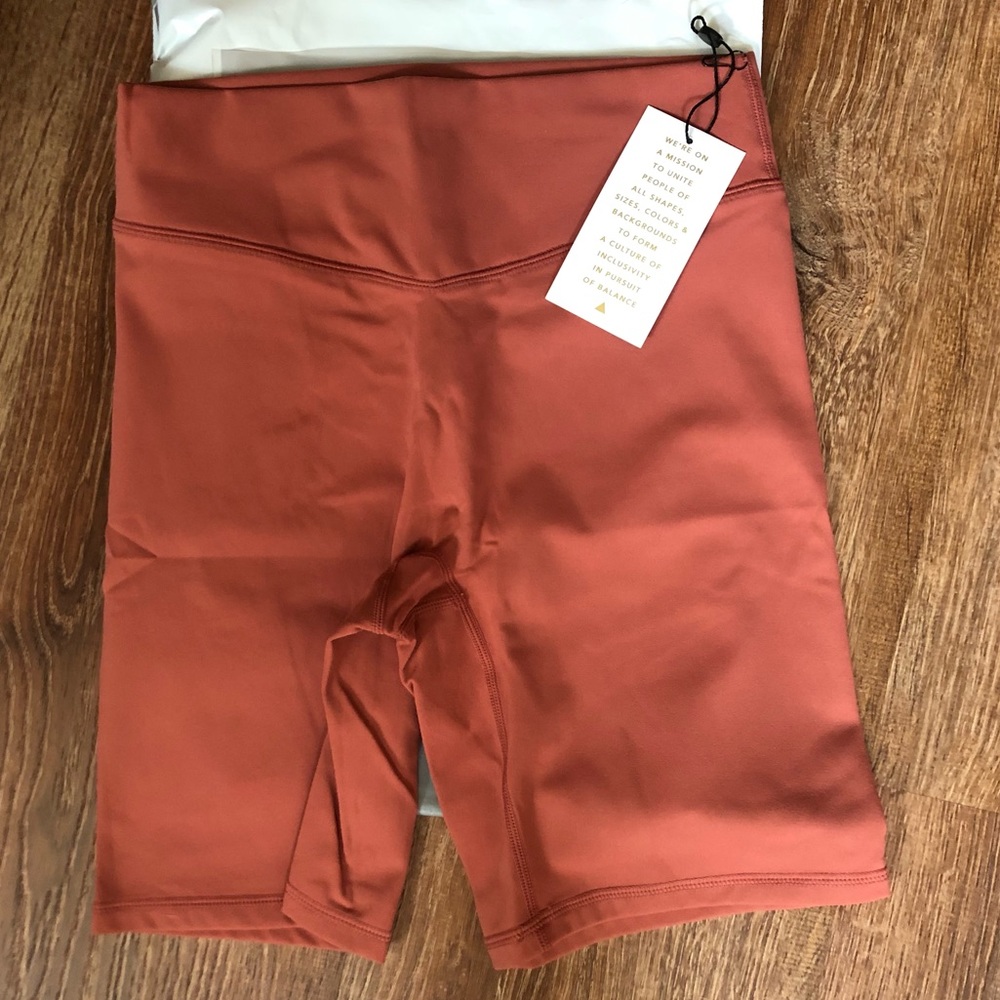 Balance Athletica Cloud Rider Shorts - Sunstone